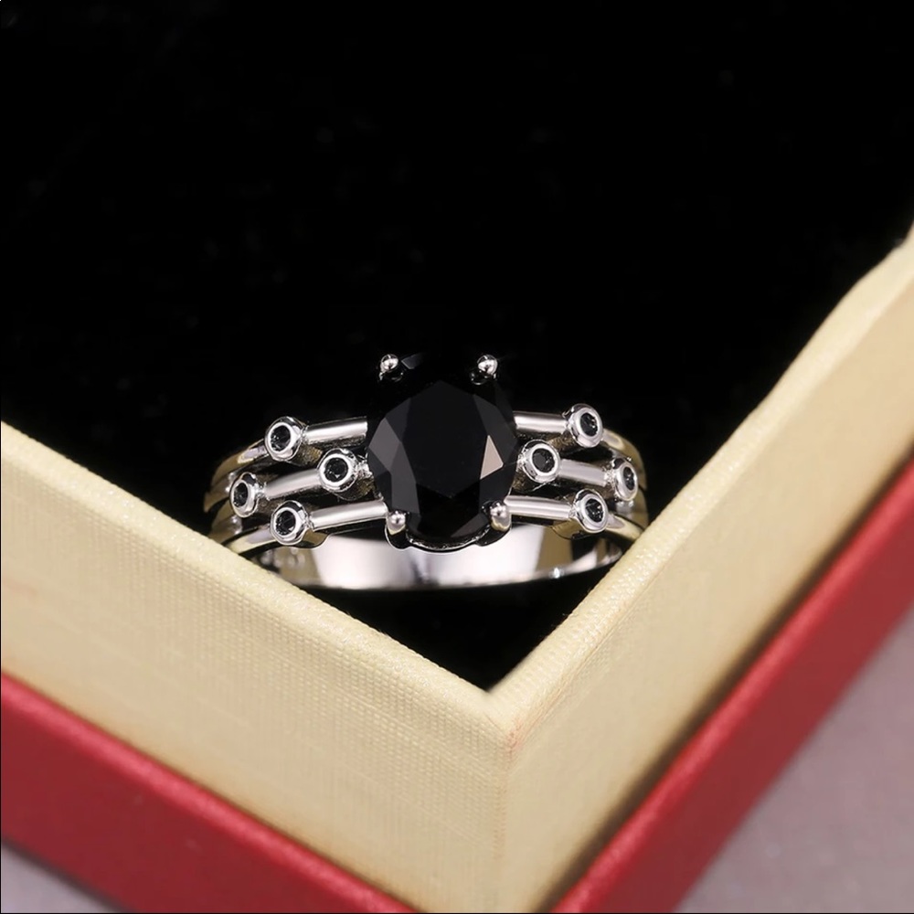 New Women’s 925 Silver Three Rows Sapphire Ring - Picture 3 of 6